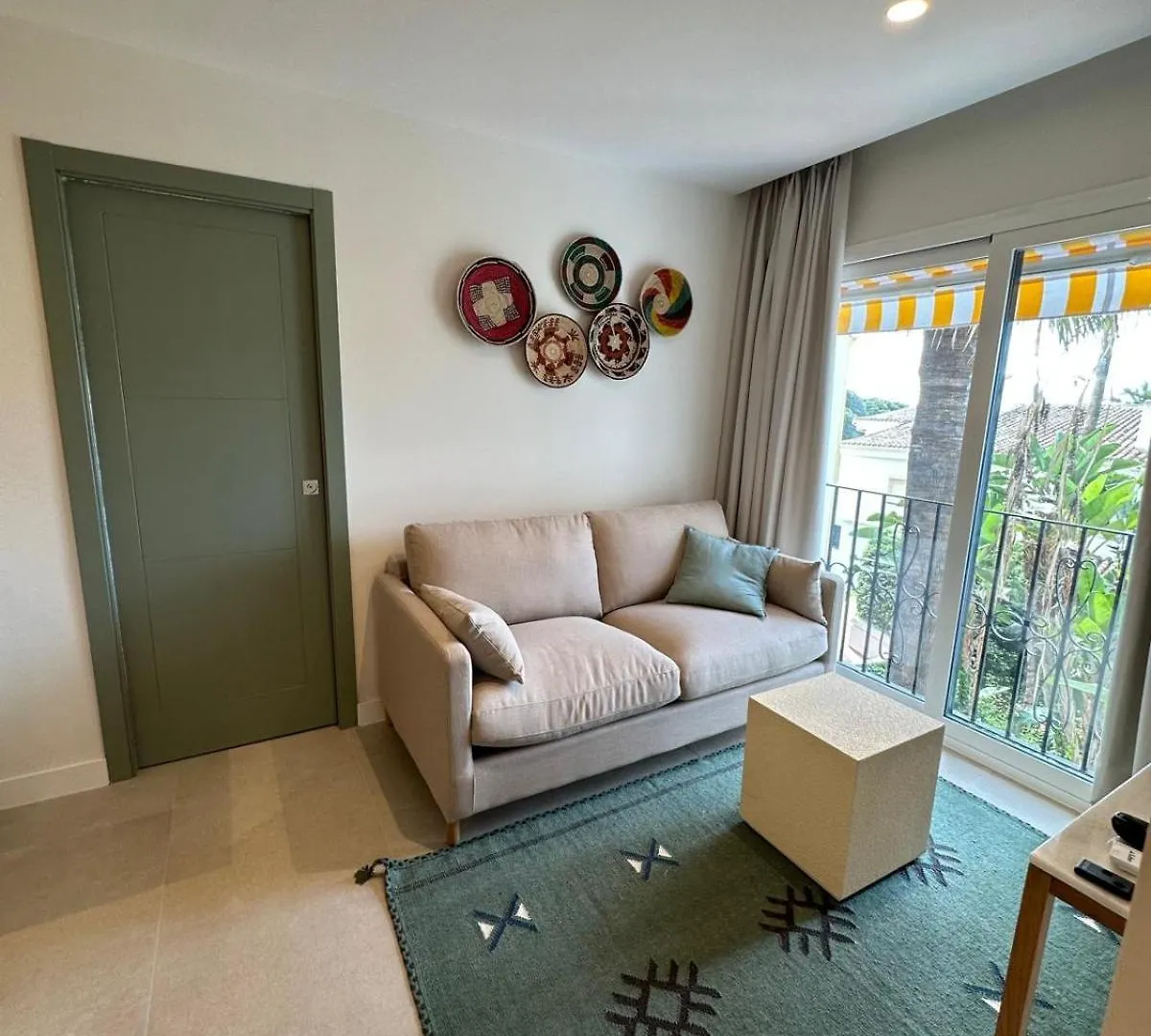 Espectacular Estudio En Puerto Cabopino Recien Reformado Marbella