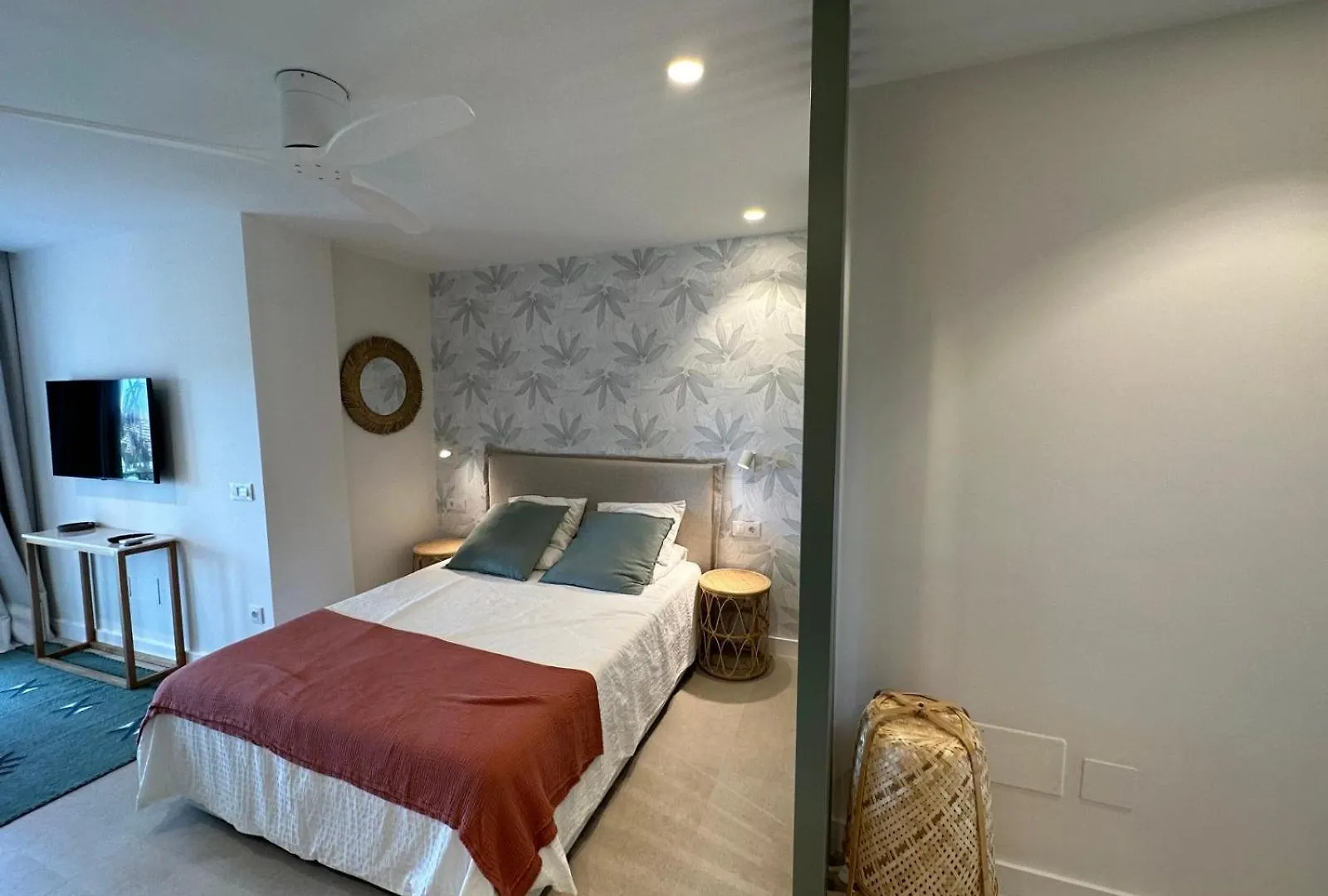 Espectacular Estudio En Puerto Cabopino Recien Reformado Marbella Apartment