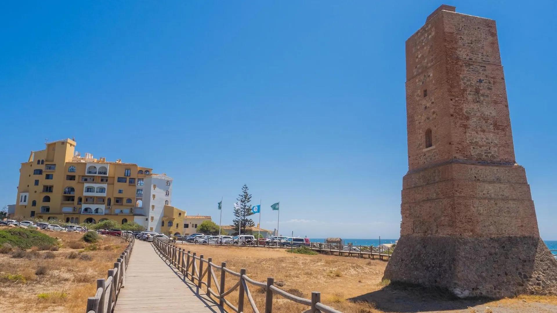 Espectacular Estudio En Puerto Cabopino Recien Reformado Marbella 0*,  Spain